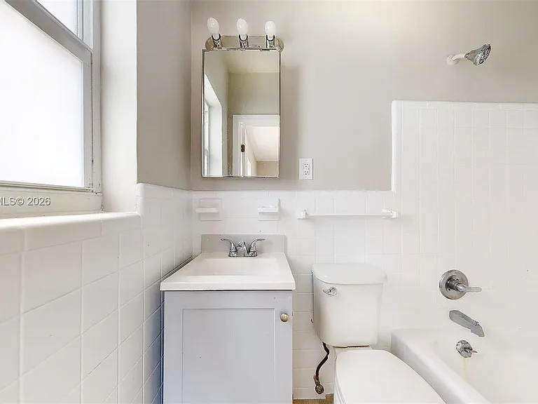 74 W 15th St #1 — Photo 22