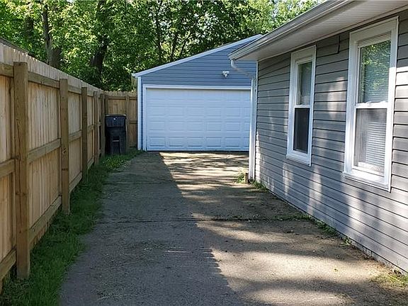 4th image of 559 Delaware Ave