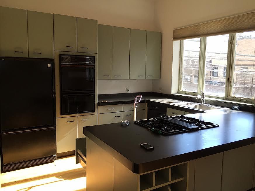 1st image of 1013 W Armitage Ave #2