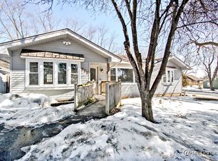 315 S Alleghany Rd, Grayslake, IL 60030