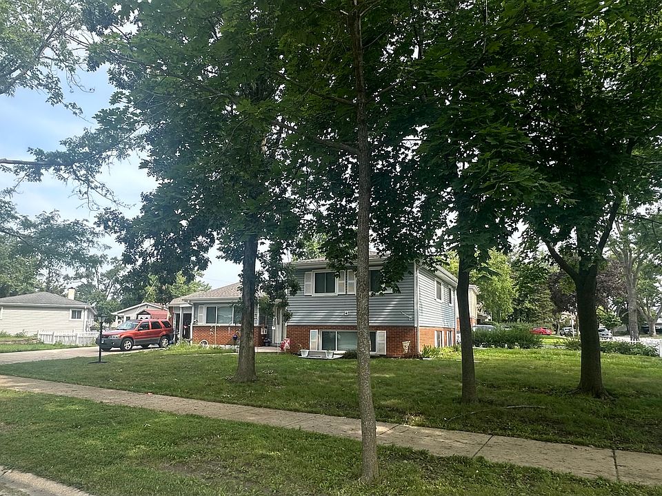 1st image of 403 N 6th Ave