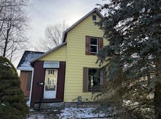 32 Grove Ave, Shelby, OH