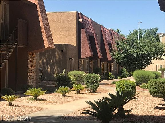 4th image of 4421 Alexis Dr Unit 433