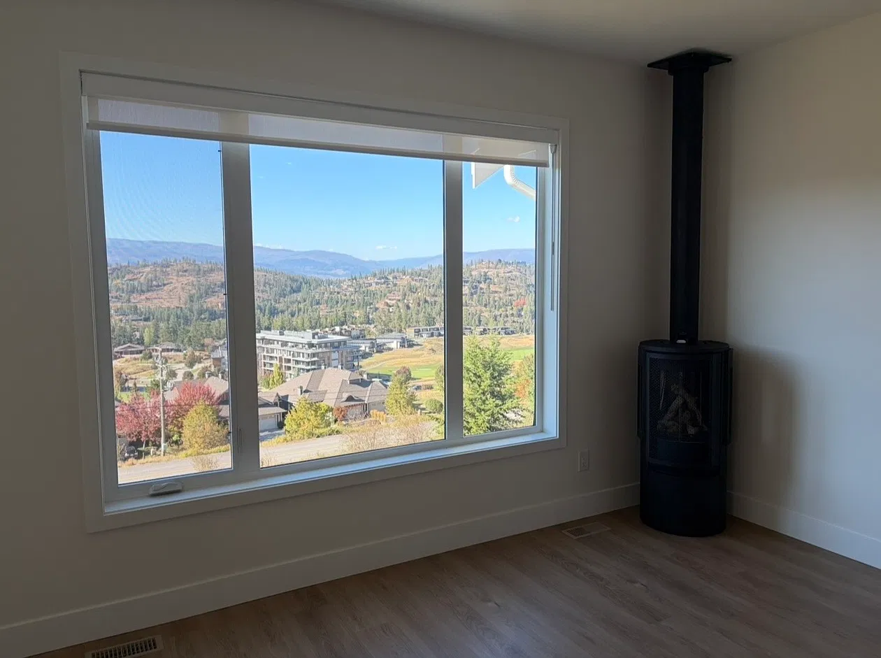 16 - 100 Grange Drive — Photo 4
