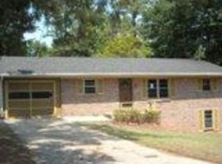 8252 Carr Cir SW, Covington, GA 30014