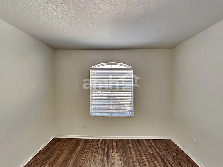 217 N Willow Way — Photo 17