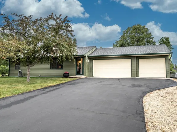 3256 201st St W, Farmington, MN 55024