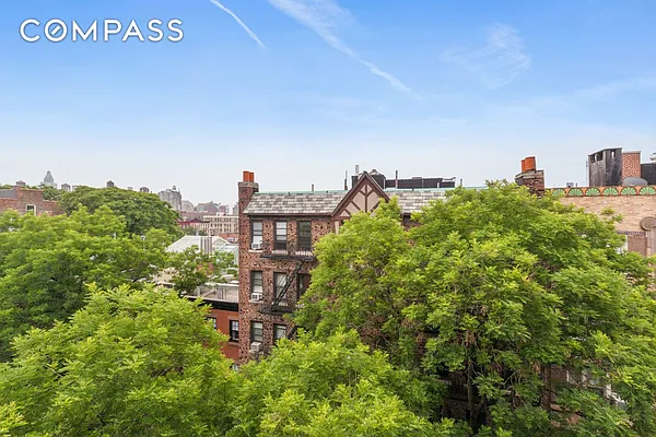 Rented by Compass | media 25