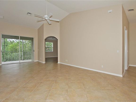 3rd image of 1325 Mariposa Cir #3202