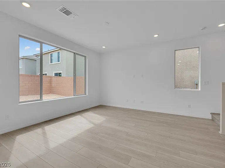 5925 Obsidian Sky Ave — Photo 10