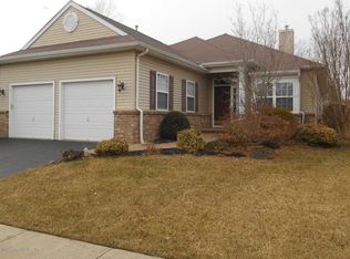 3 Ferrara Ct, Manchester, NJ 08759