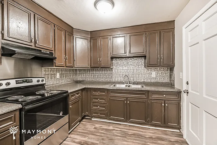 833 Hoss Rd — Photo 5
