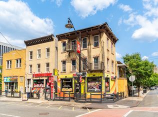164 University Ave, Newark, NJ 07102