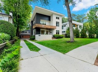 538 E Lake Dr, Decatur, GA 30030