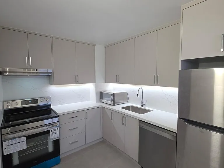 715 Don Mills Rd #1702 — Photo 15