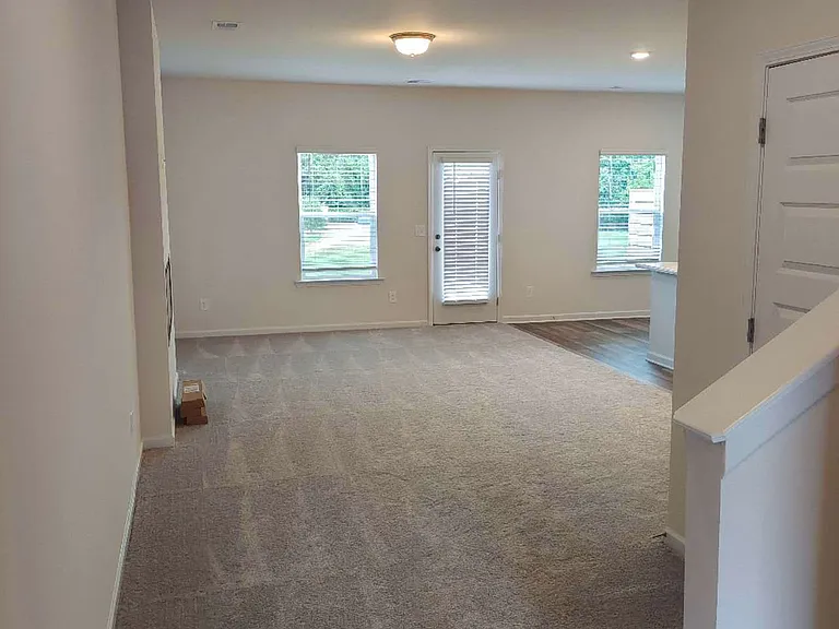 72 Professional Pl — Photo 3