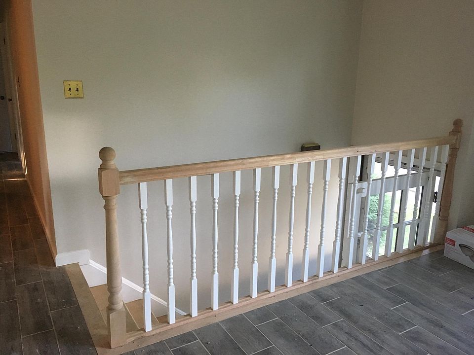 1st image of 35 Cherry Ct