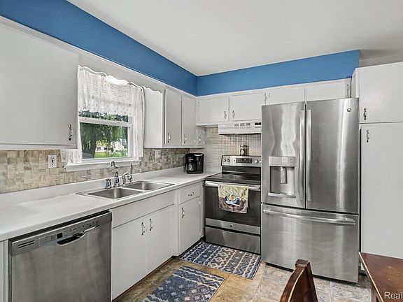 5th image of 4726 Rosedale Ct