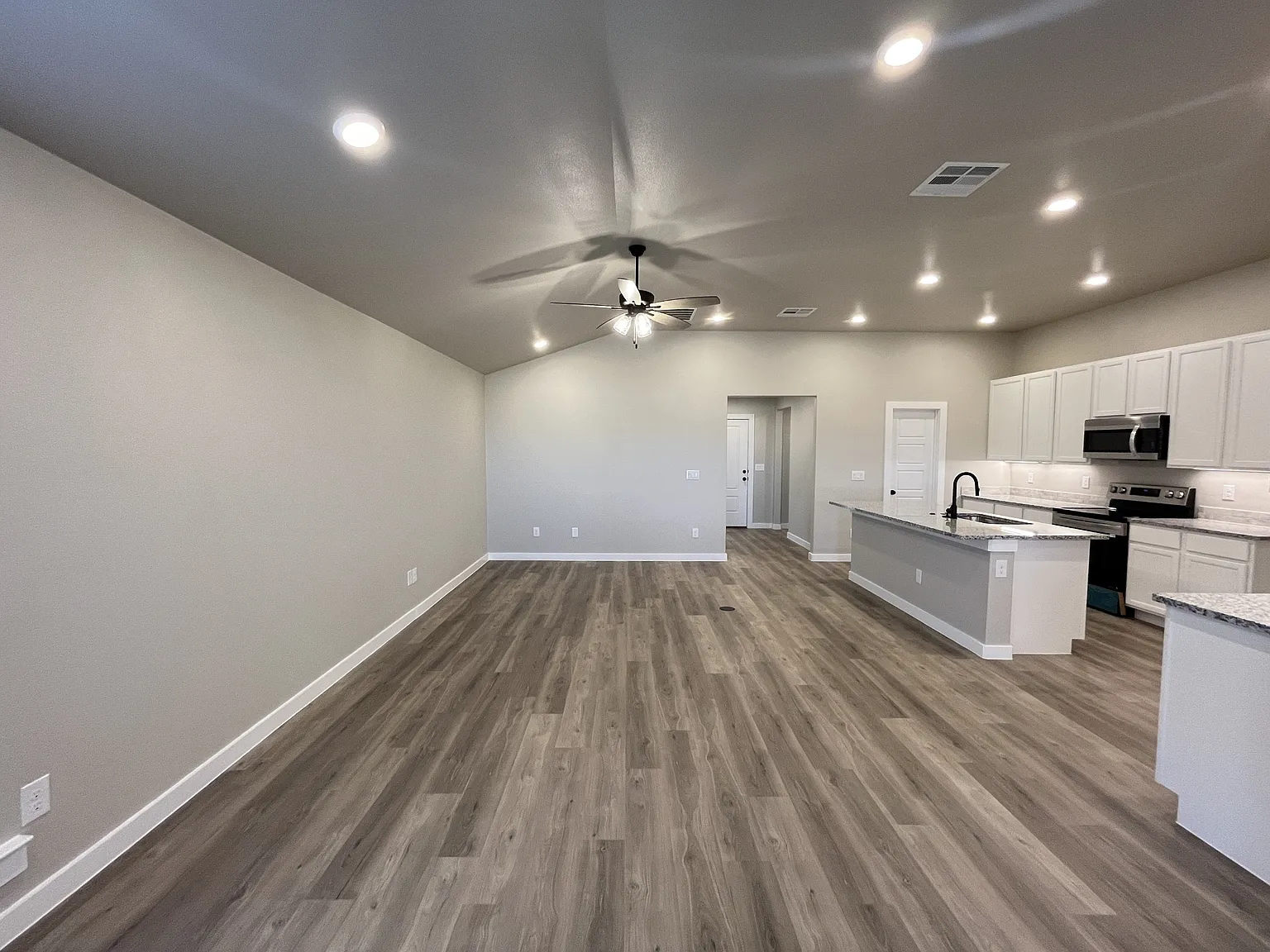 1301 Ross Avenue - 1 — Photo 2