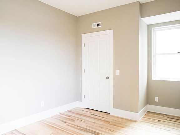 2nd image of 315 Chittenden Ave #B