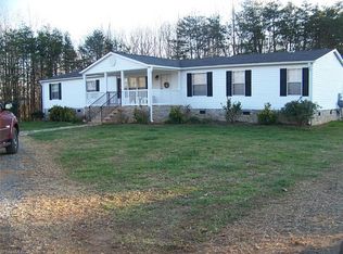 690 Jim Hill Rd, Pilot Mountain, NC 27041