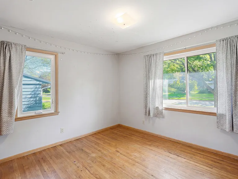 The other of two smaller bedrooms, 5122 Marathon Drive