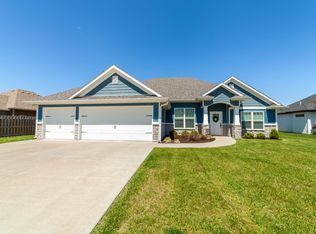 5635 Kingfisher Dr, Ashland, MO 65010