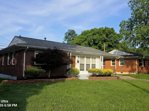 3761 Glenmeade Rd, Louisville, KY 40218