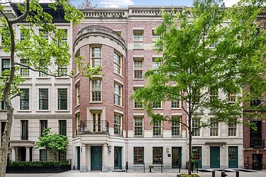 35 East 63rd Street in Lenox Hill
