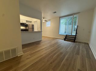 (Undisclosed Address), Louisville, KY 40207