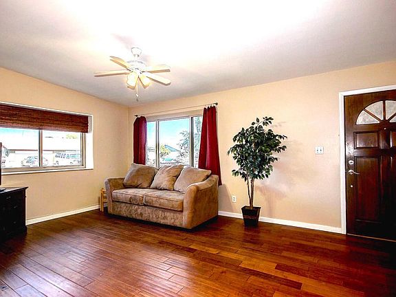 5th image of 3633 S Cottonwood Dr