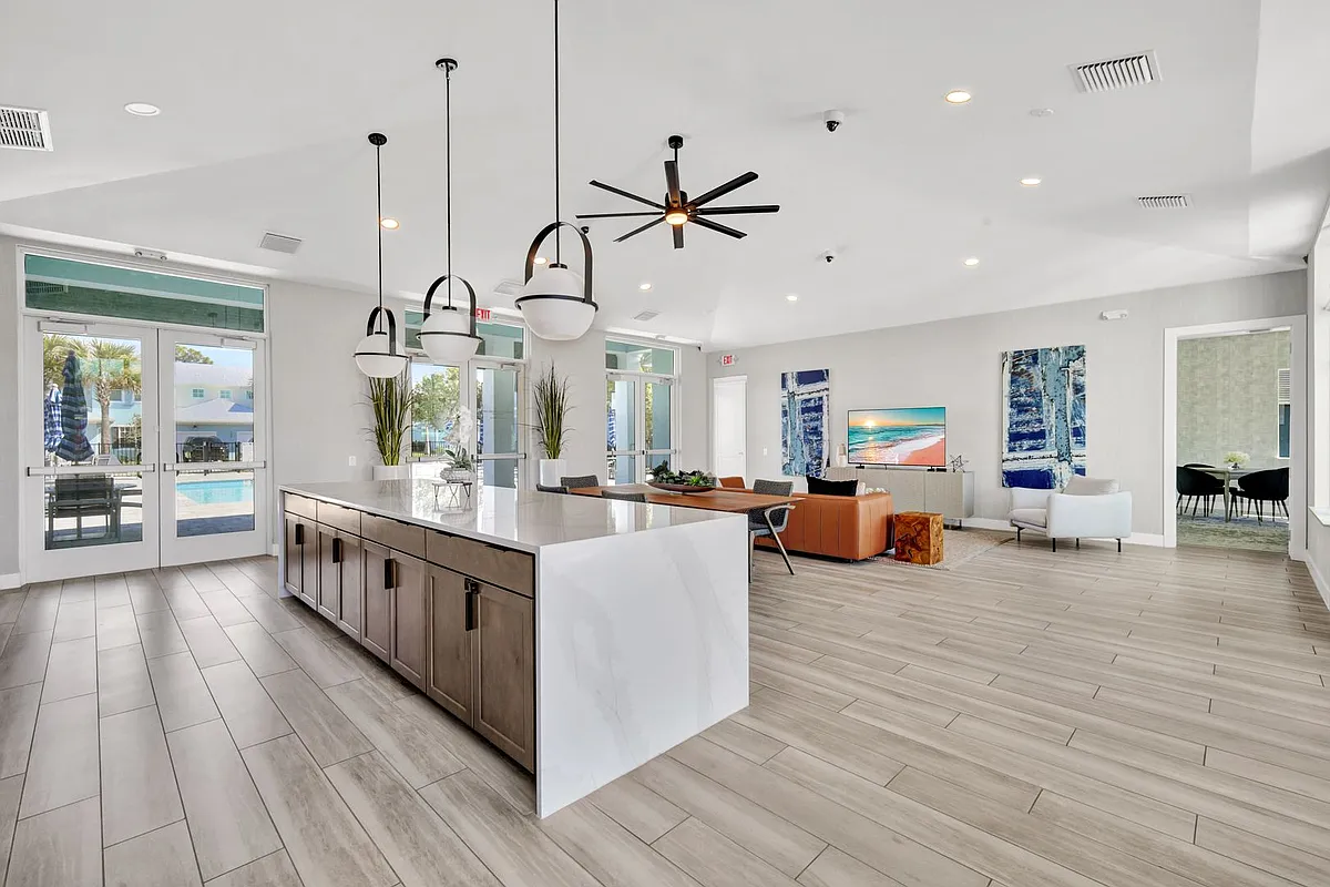 Building Photo - 26331 Coco Cay Cir #203