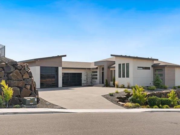 2243 S Wilson Pl, Kennewick, WA 99338