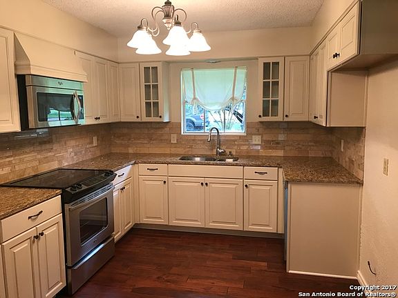 3rd image of 137 Sequoia Dr