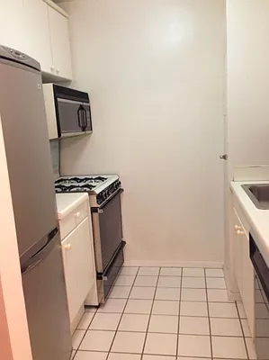 Rented by NY NY Condo, Inc | media 11