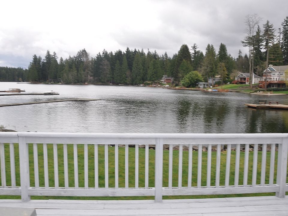 1st image of 2626 214th Ave SE