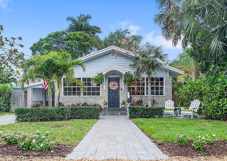 1st image of 321 Lauderdale Trl
