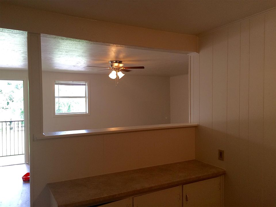 1st image of 1001 Avenue J #8