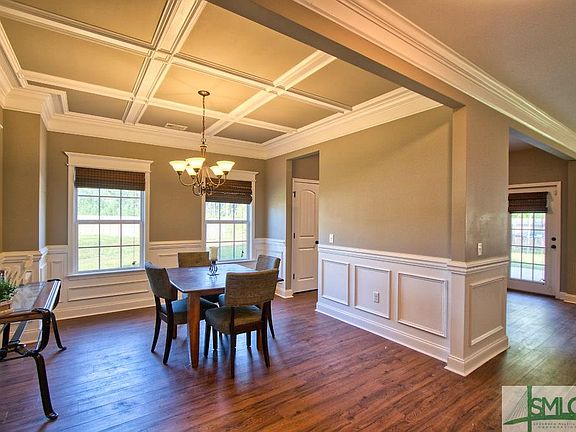 3rd image of 90 Highland Rd NE