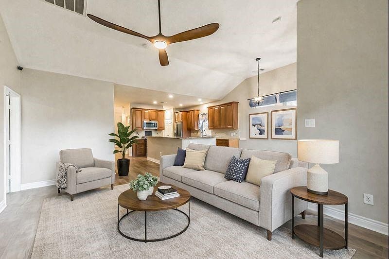 12918 Redbud Shores Ln, Houston, TX 77044 | MLS #41095571 | Zillow