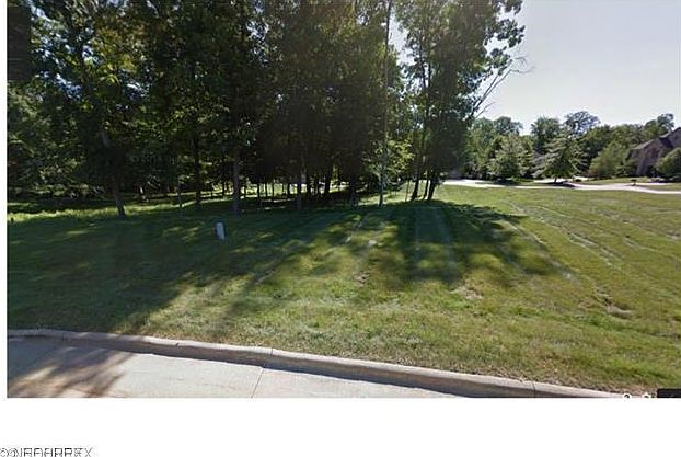 1st image of 295 Glenshire Ln