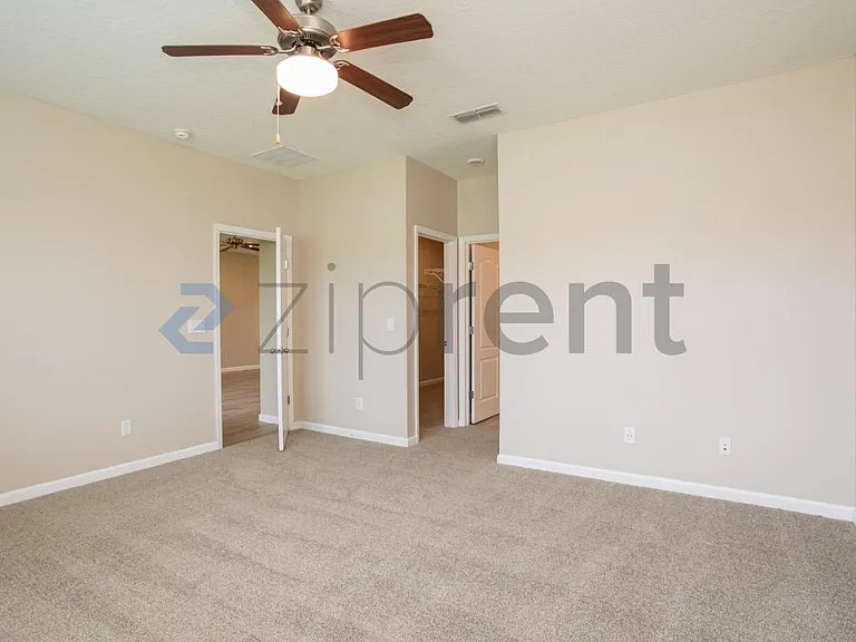 2116 Amberly Dr — Photo 21
