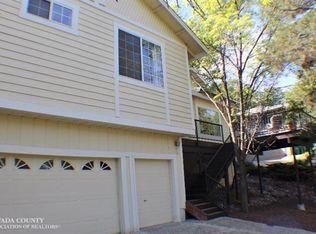 18193 Fair Oaks Dr, Penn Valley, CA 95946