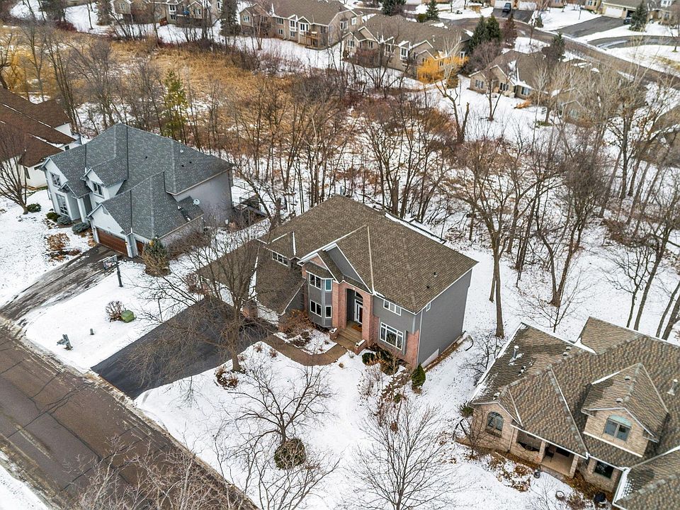 1st image of 15940 37th Ave N