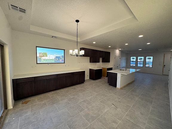 4th image of 6150 Diebenkorn Dr SE