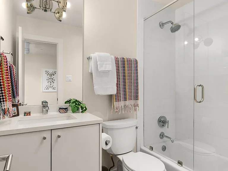 1208 Enfield Rd #204A — Photo 11
