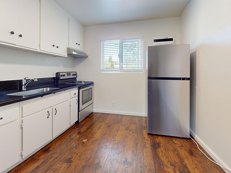 1st image of 1558 Bridge St #10936861