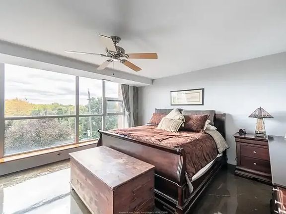 3rd image of 2175 Wyandotte St E #308