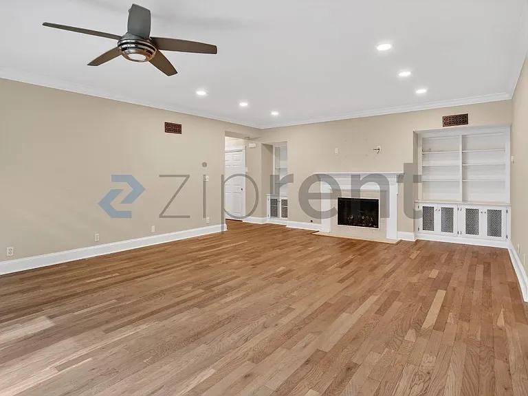 3638 Peachtree Rd NE #206 — Photo 11