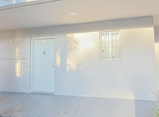 2730 W 76th St APT 104, Hialeah, FL 33016